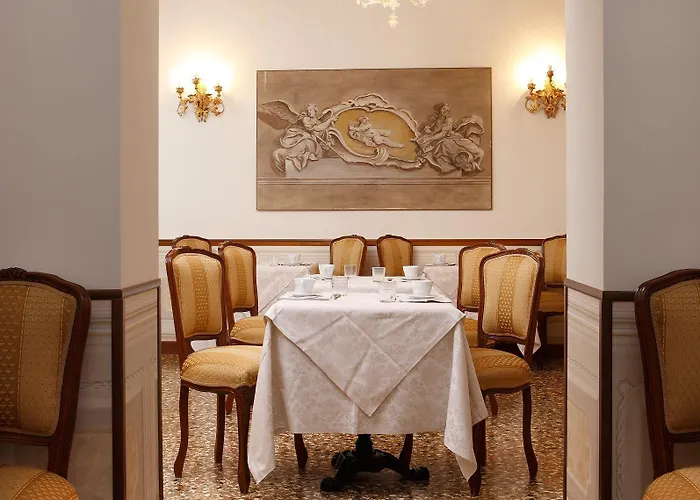 Palazzo Guardi 4*