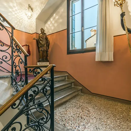 Palazzo Guardi 4*