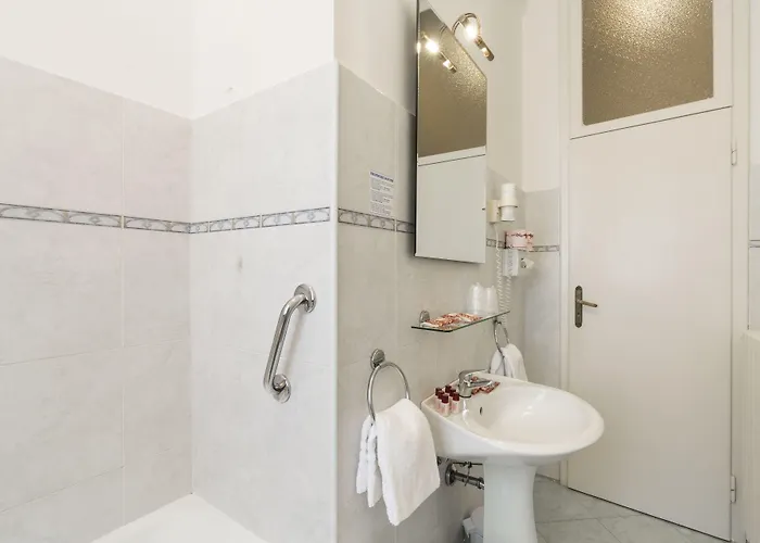 Pensión Palazzo Guardi 4*