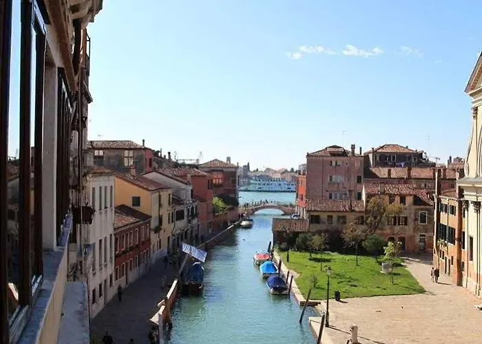 Palazzo Guardi Pensión Venecia